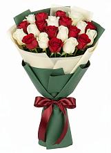 Букет Микс из красных и белых роз #REPLACE_PRED# Бронницах
