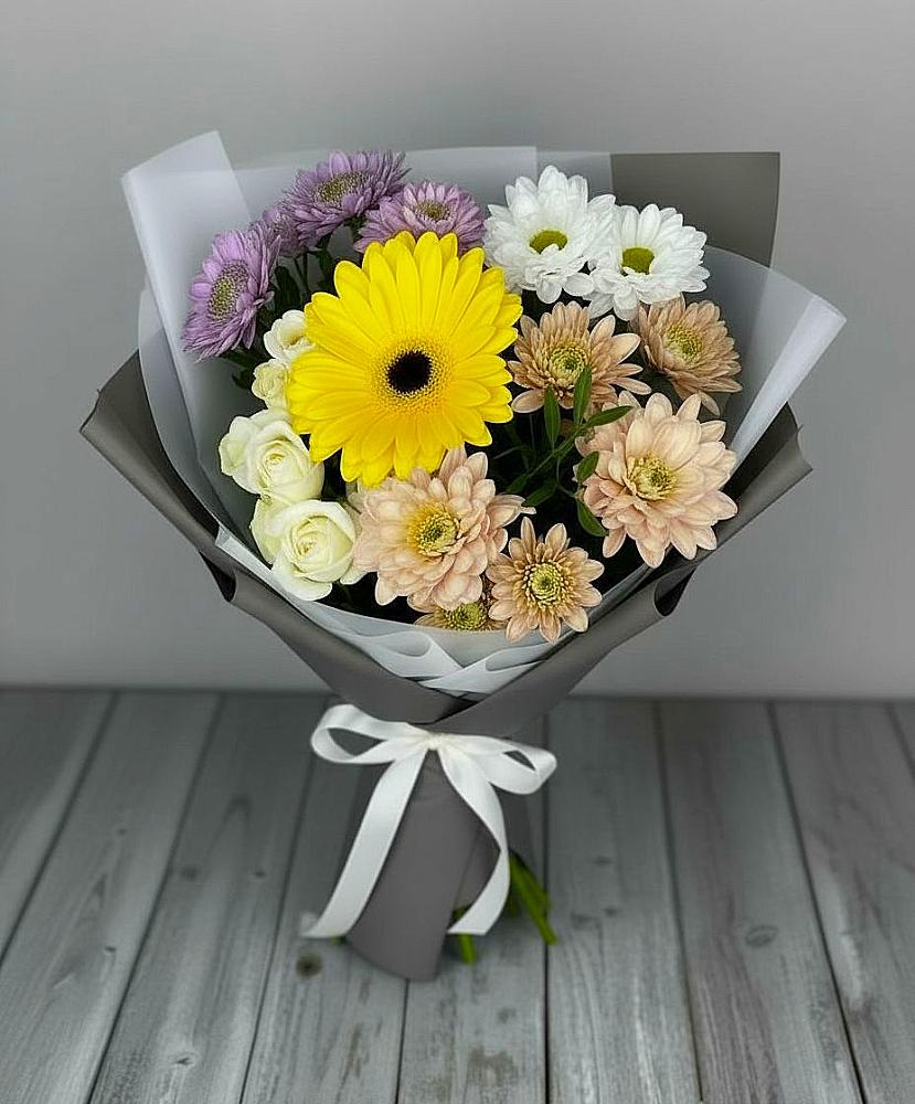 Букет цветов из: Розы, Герберы и Хризантемы в Бронницах